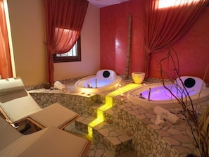 Indoor spa tub - Monteforte Resort (Ugento)