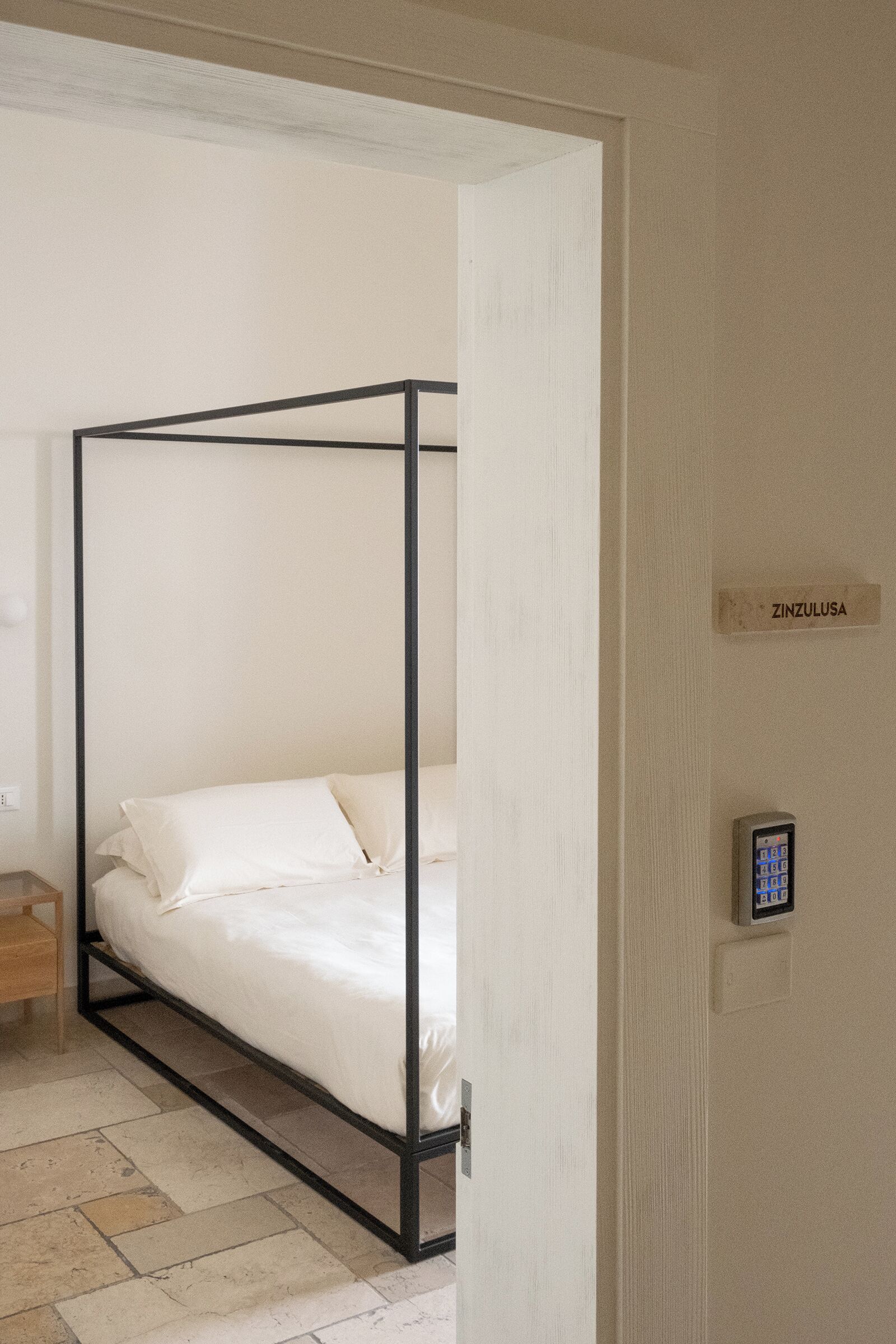 Double Room (Zinzulusa)