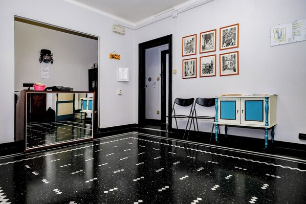 Reception - Albergo Caffaro (Genoa)