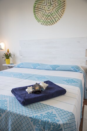 Minibar, in-room safe, blackout drapes, WiFi - LH La Funtana Hotel (Santa Teresa di Gallura)