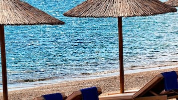 Beach nearby, sun-loungers, beach umbrellas, beach towels
