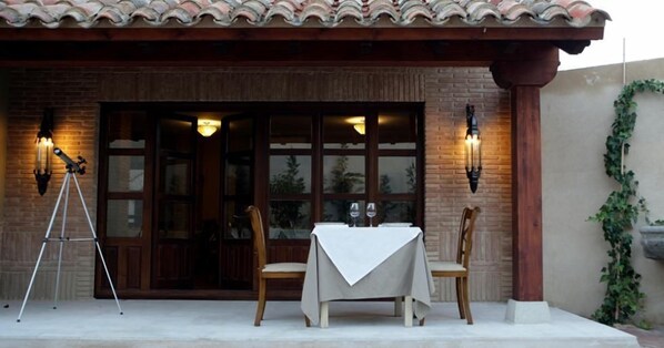 Dining - Posada Los Condestables (Villalpando)