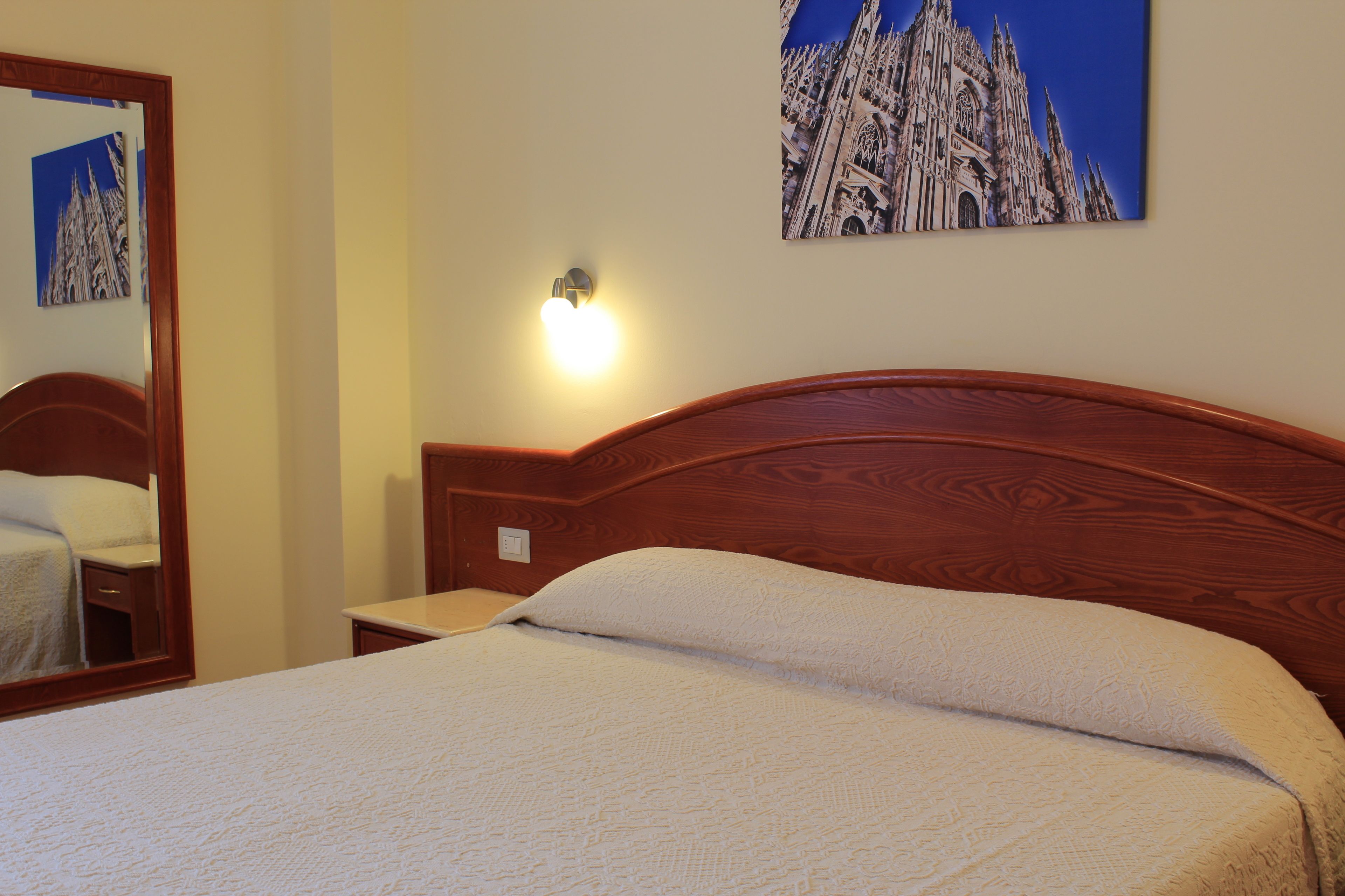 superior double or twin room | select comfort beds, in-room safe, desk, laptop workspace