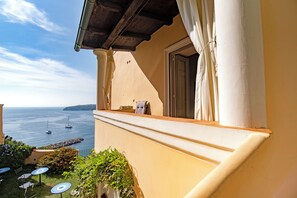 Kamar Double Standar, pemandangan laut terbatas | Pemandangan balkon
