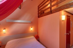 In-room safe, desk, cots/infant beds, rollaway beds