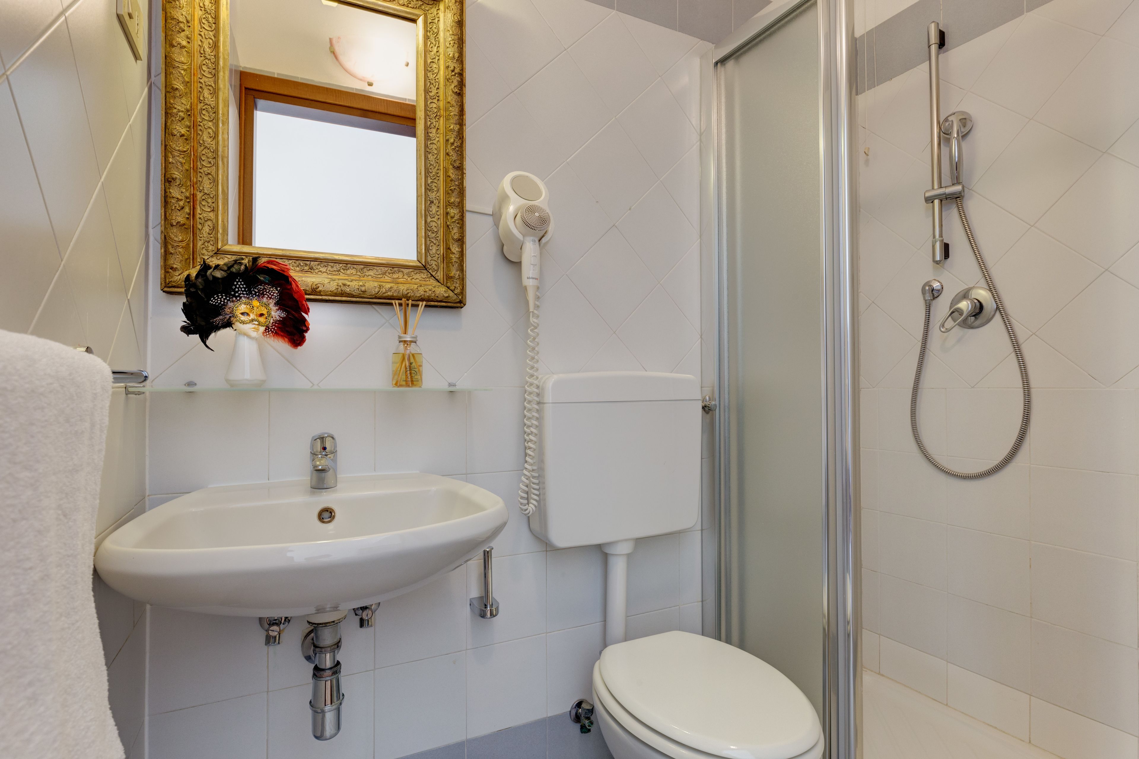 double room, balcony, city view | bathroom | shower, free toiletries, hair dryer, towels