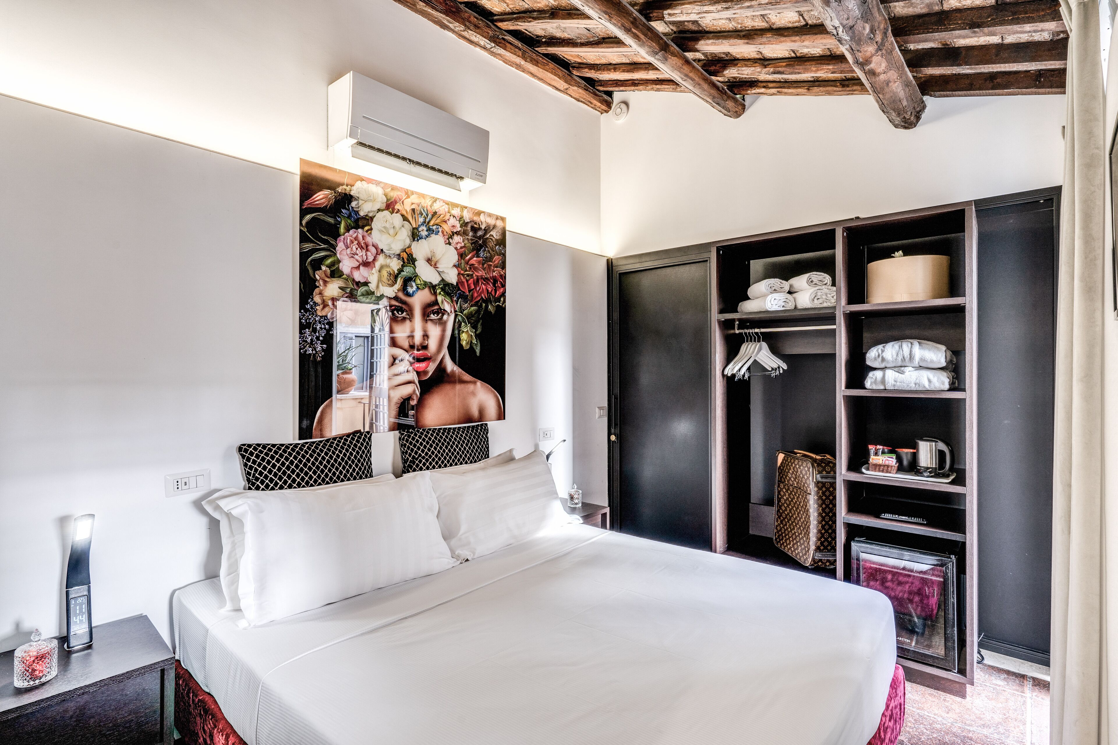 Photo - Little Queen Suite