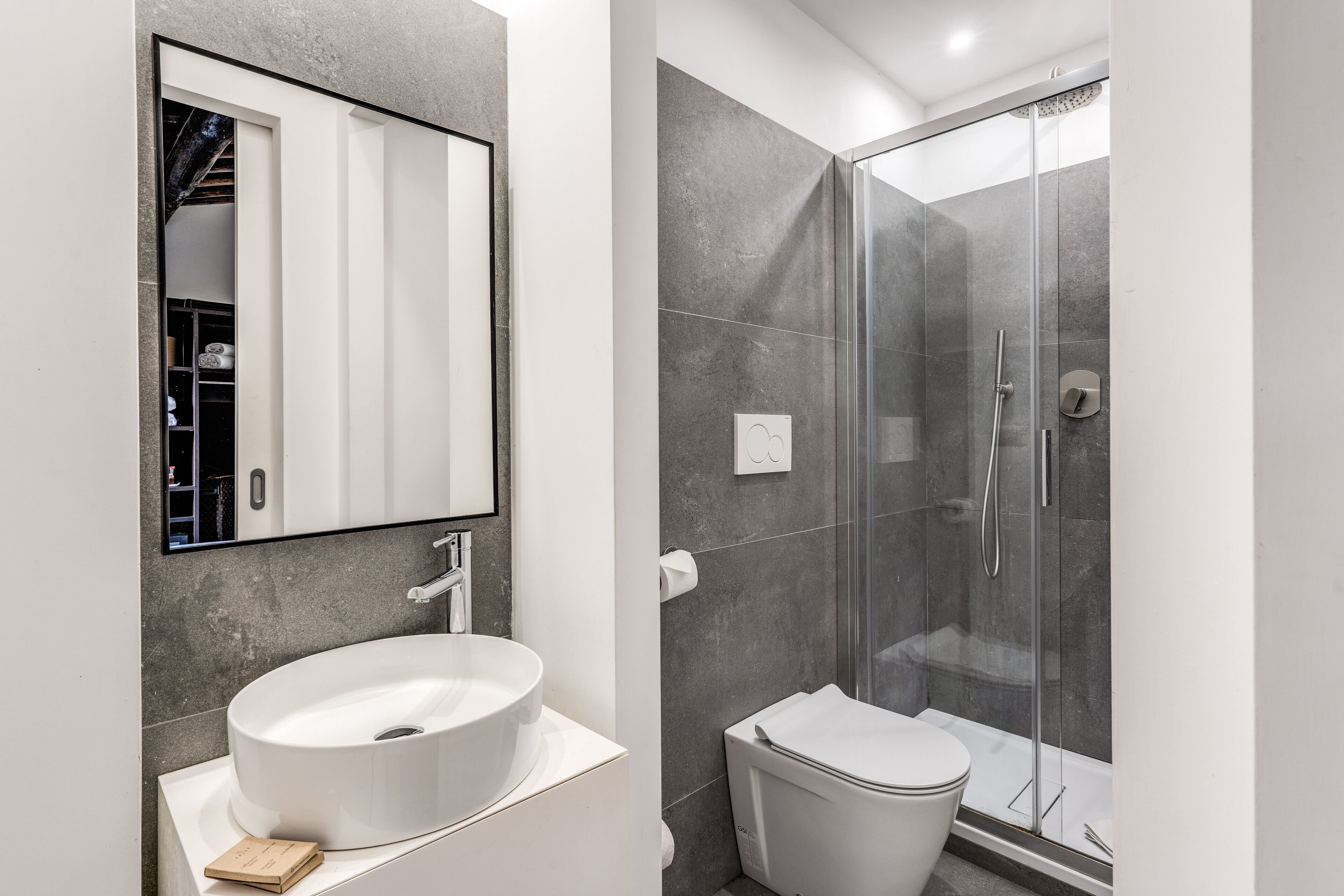 Photo - Little Queen Suite