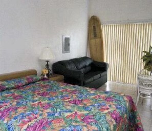 ห้องเก็บเสียง, เตารีด/โต๊ะรีดผ้า, Wi-Fi ฟรี