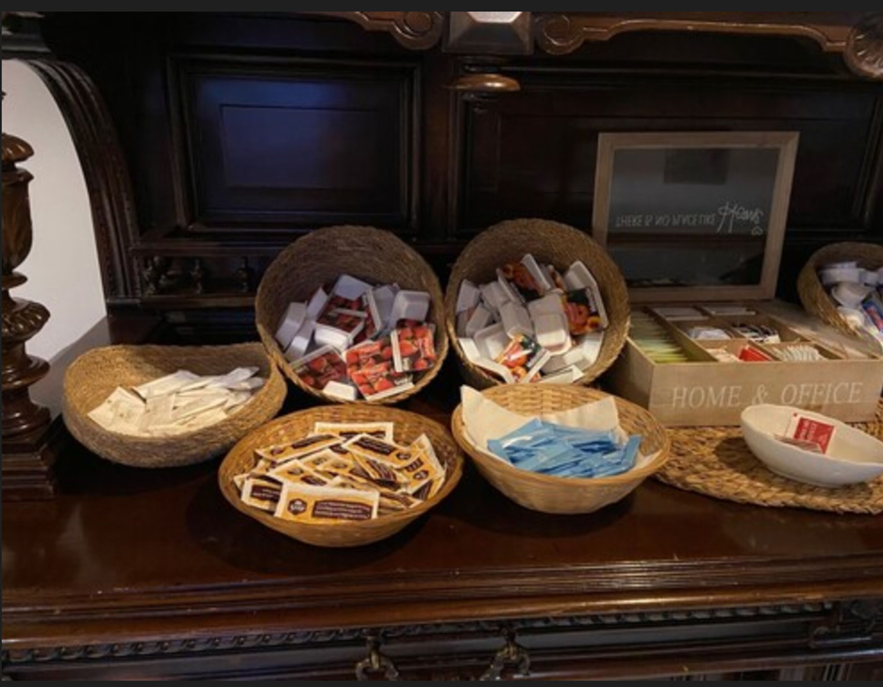 daily buffet breakfast (eur 8 per person)