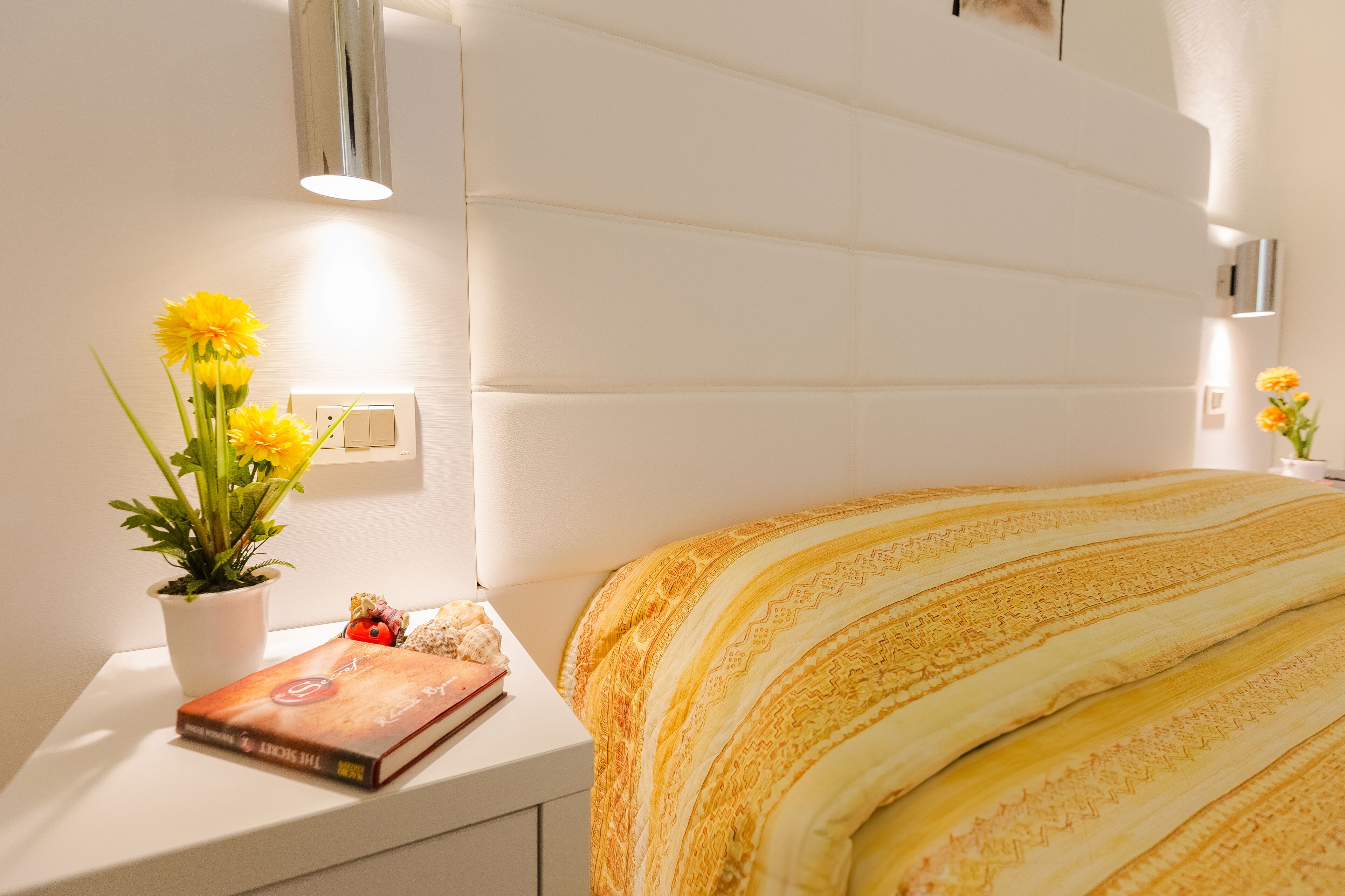 Standard Double Room, Sea View | 4 bedrooms, premium bedding, minibar, in-room safe