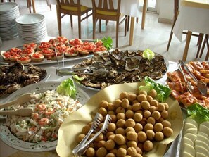 تناول الطعام