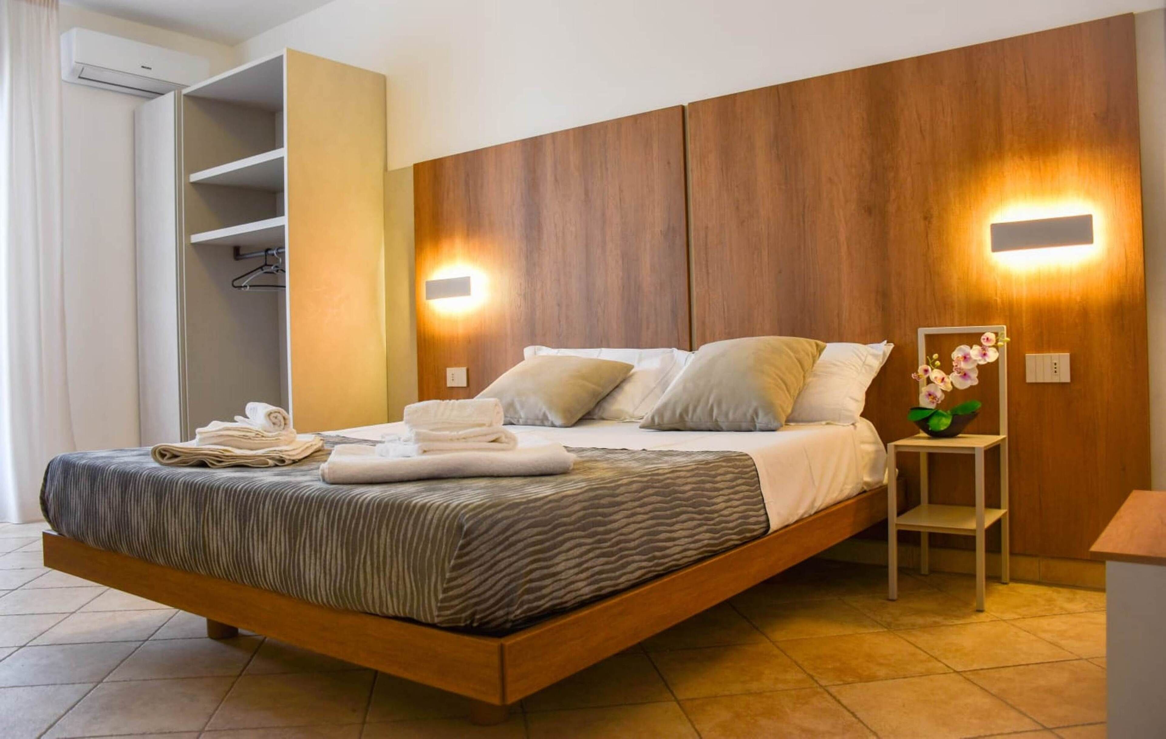 deluxe triple room, 1 bedroom | 1 bedroom, minibar, in-room safe, desk