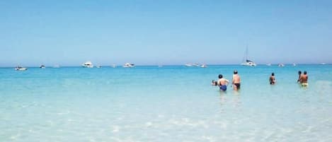Private beach, white sand, sun-loungers, beach umbrellas