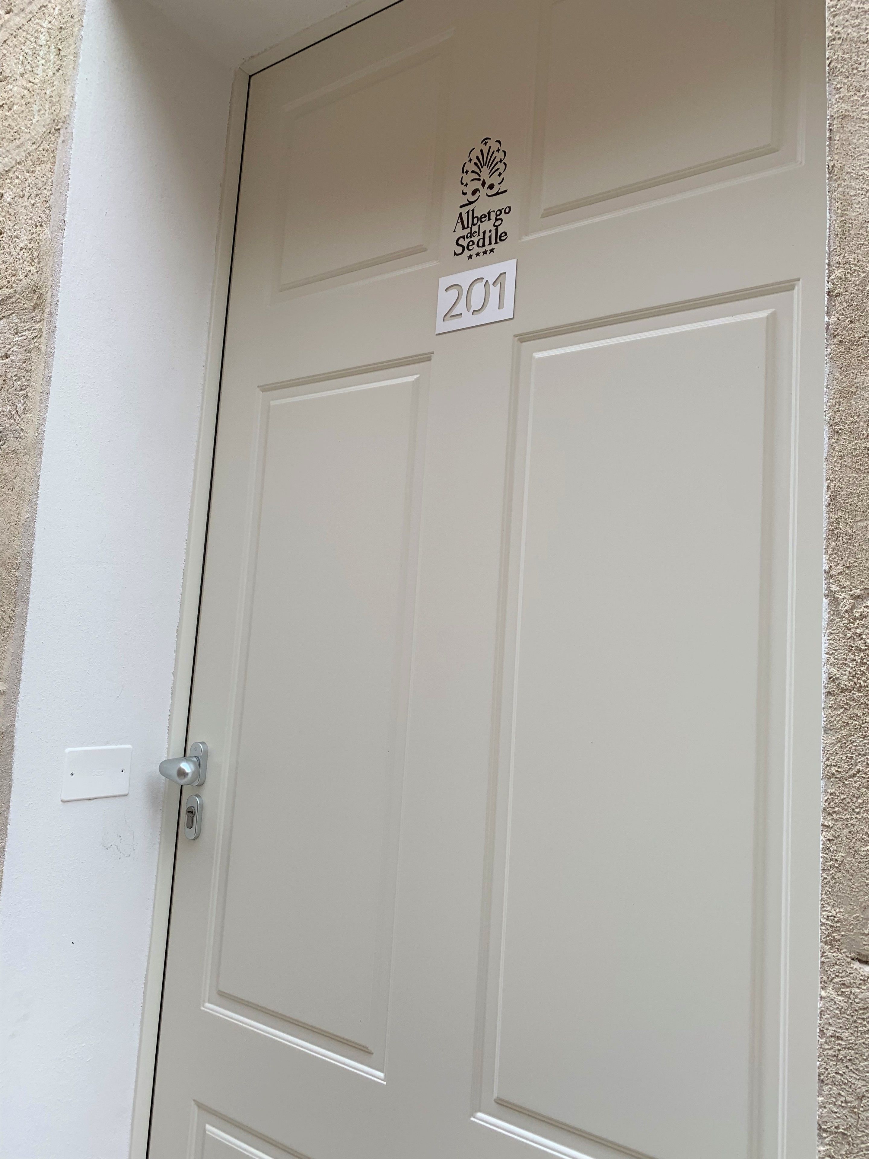 deluxe room, private bathroom, annex building (via gradoni municipio) | 1 bedroom, premium bedding, minibar, in-room safe