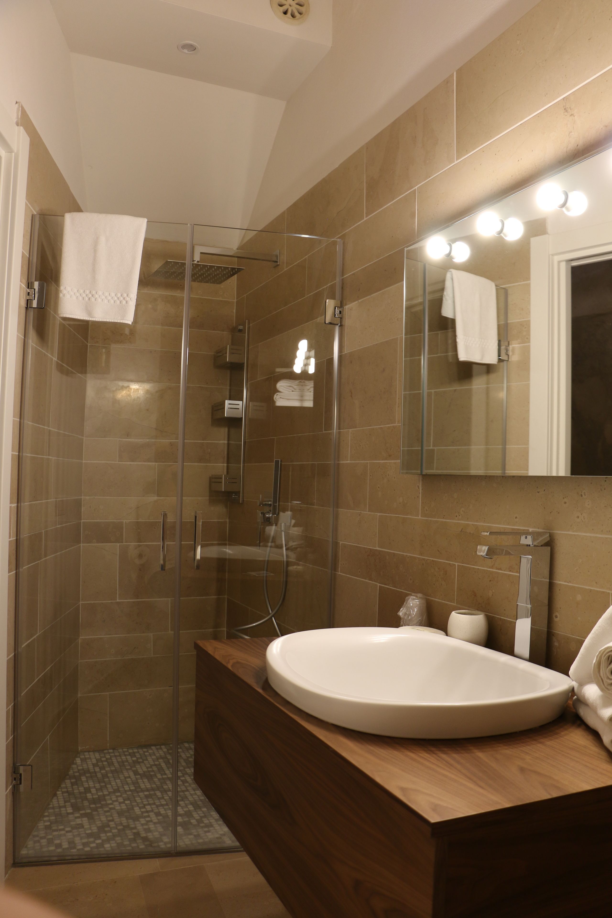 free toiletries, hair dryer, bidet, towels