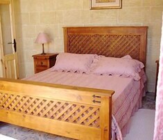 Tabla de planchar con plancha 