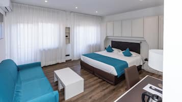 Pillowtop-Betten, Minibar, Zimmersafe, Schreibtisch