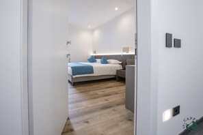 Premier-værelse | Senge med topmadrasser, minibar, pengeskab på værelset, skrivebord