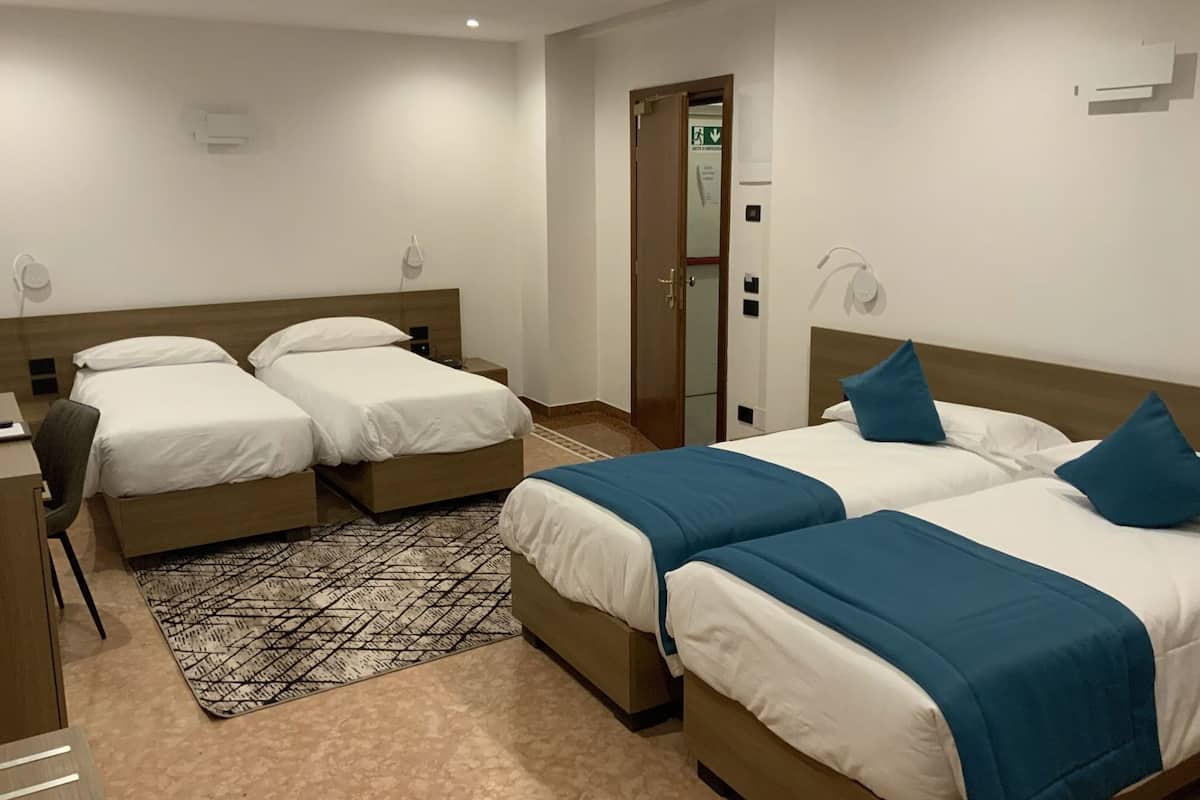 Pillowtop beds, minibar, in-room safe, desk