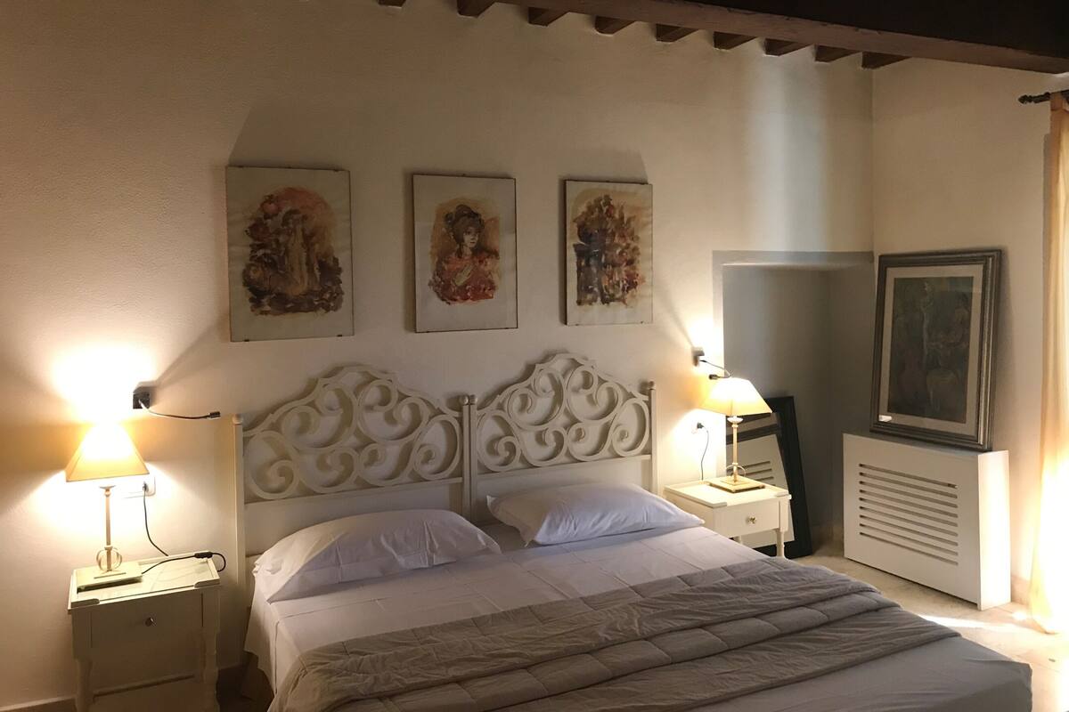 Standard Triple Room | Minibar, cots/infant beds, rollaway beds, free WiFi