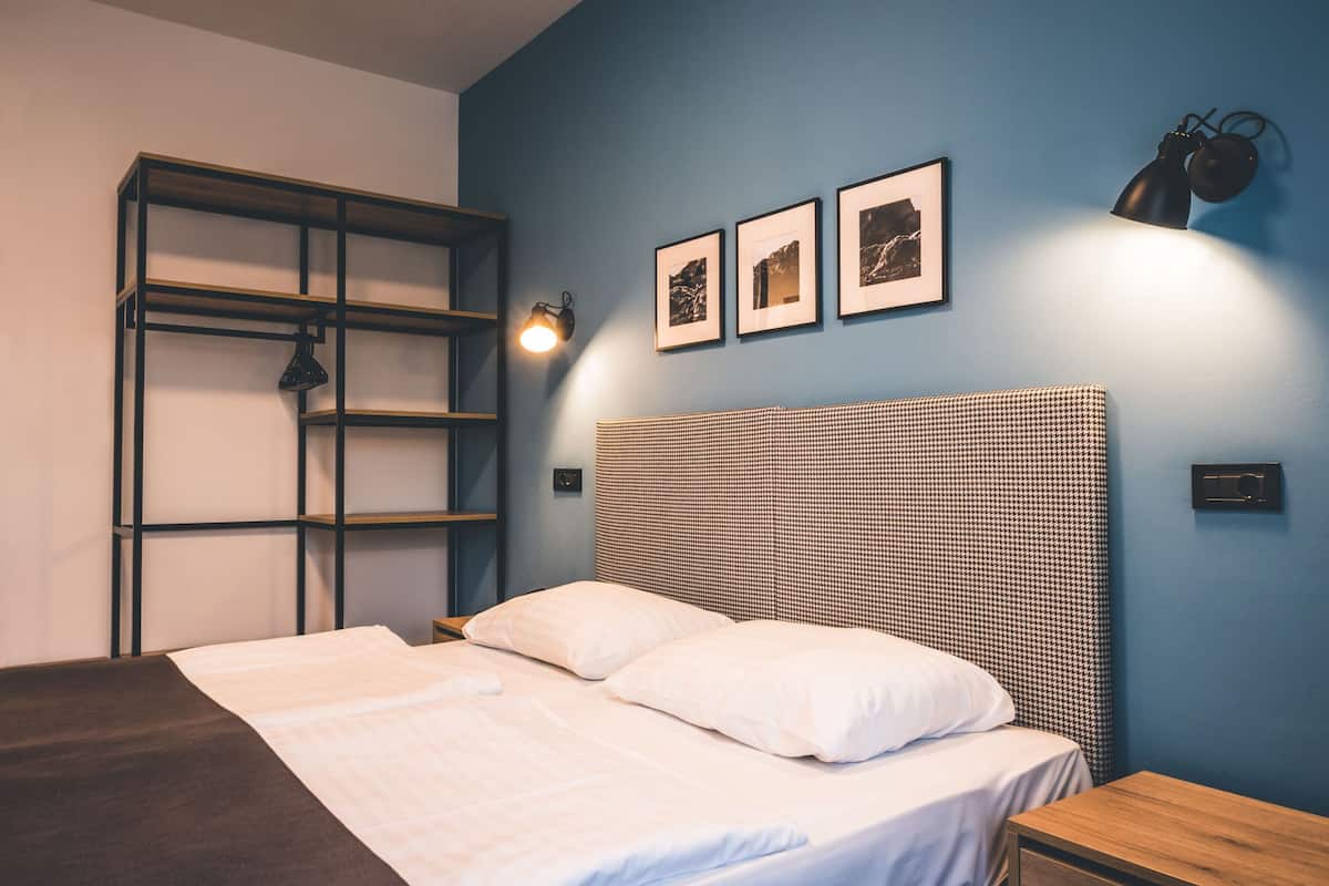 double room | in-room safe, desk, iron/ironing board, free wifi