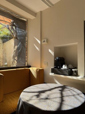 Superior Room (with Private Garden) | Premium bedding, down comforters, Select Comfort beds, minibar