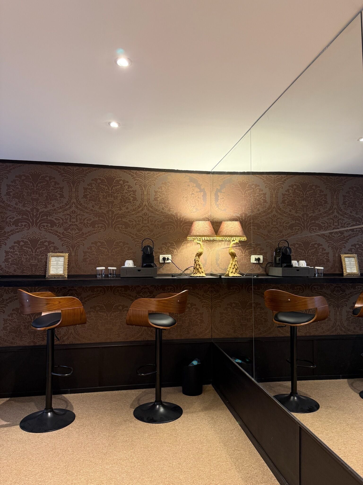 标准房 | 高档床上用品、羽绒被、Select Comfort 床、迷你吧