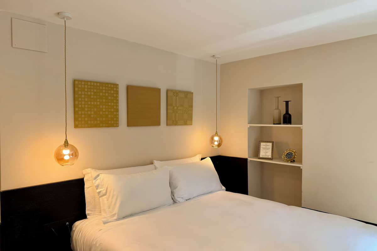 Superior-Zimmer (with Private Garden) | Hochwertige Bettwaren, Daunenbettdecken, Select-Comfort-Betten, Minibar