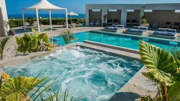 3 outdoor pools, pool umbrellas, sun loungers