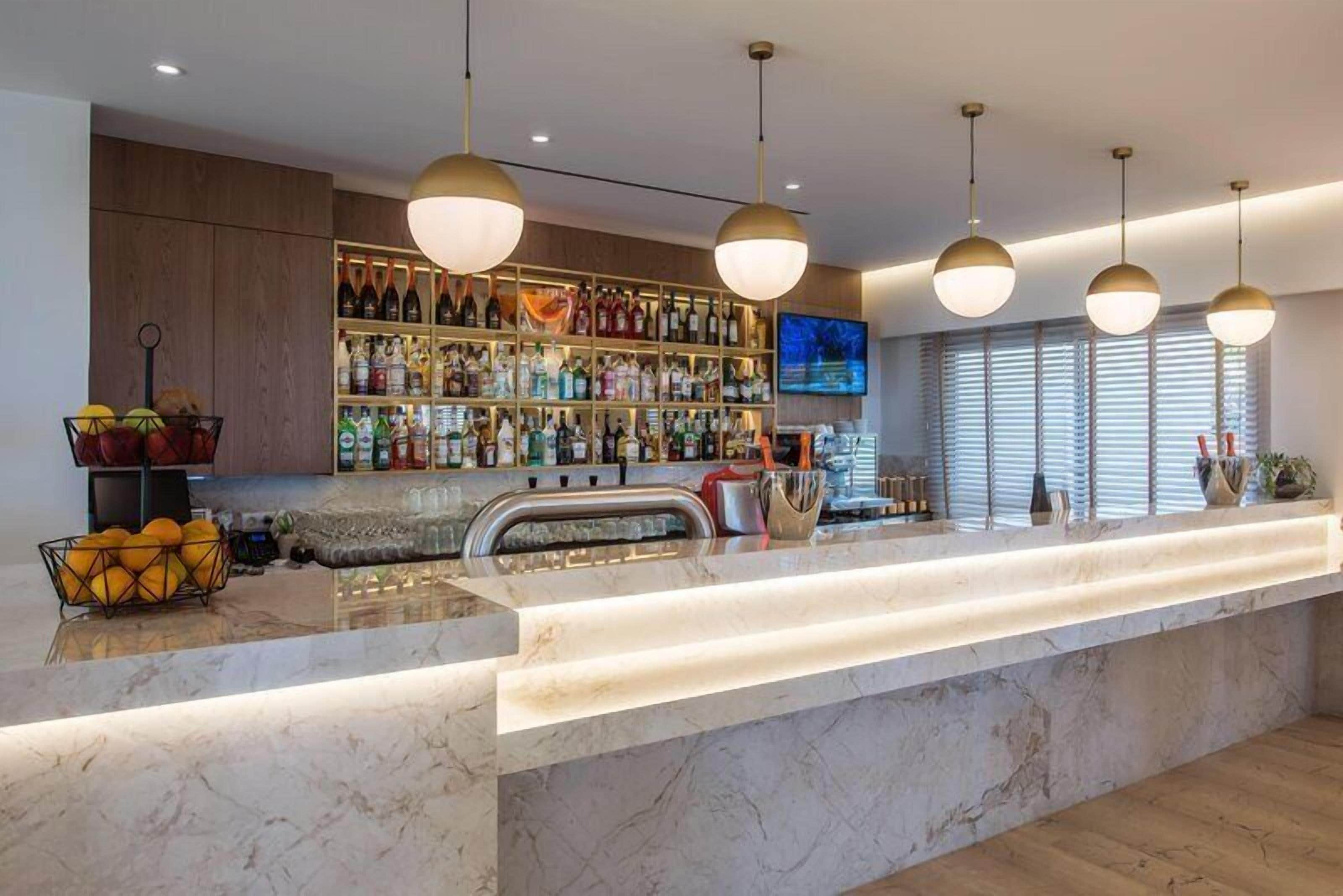 Bar (en la propiedad)