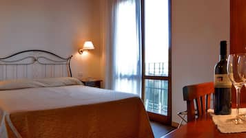 Minibar, in-room safe, desk, soundproofing