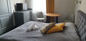Superior Double Room | In-room safe, free cribs/infant beds, free WiFi, bed sheets - Résidence Tournet (Kraków)