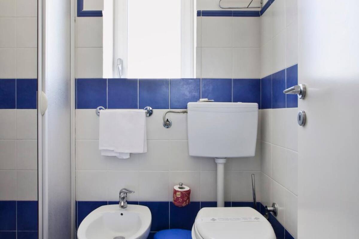 shower, free toiletries, hair dryer, bathrobes