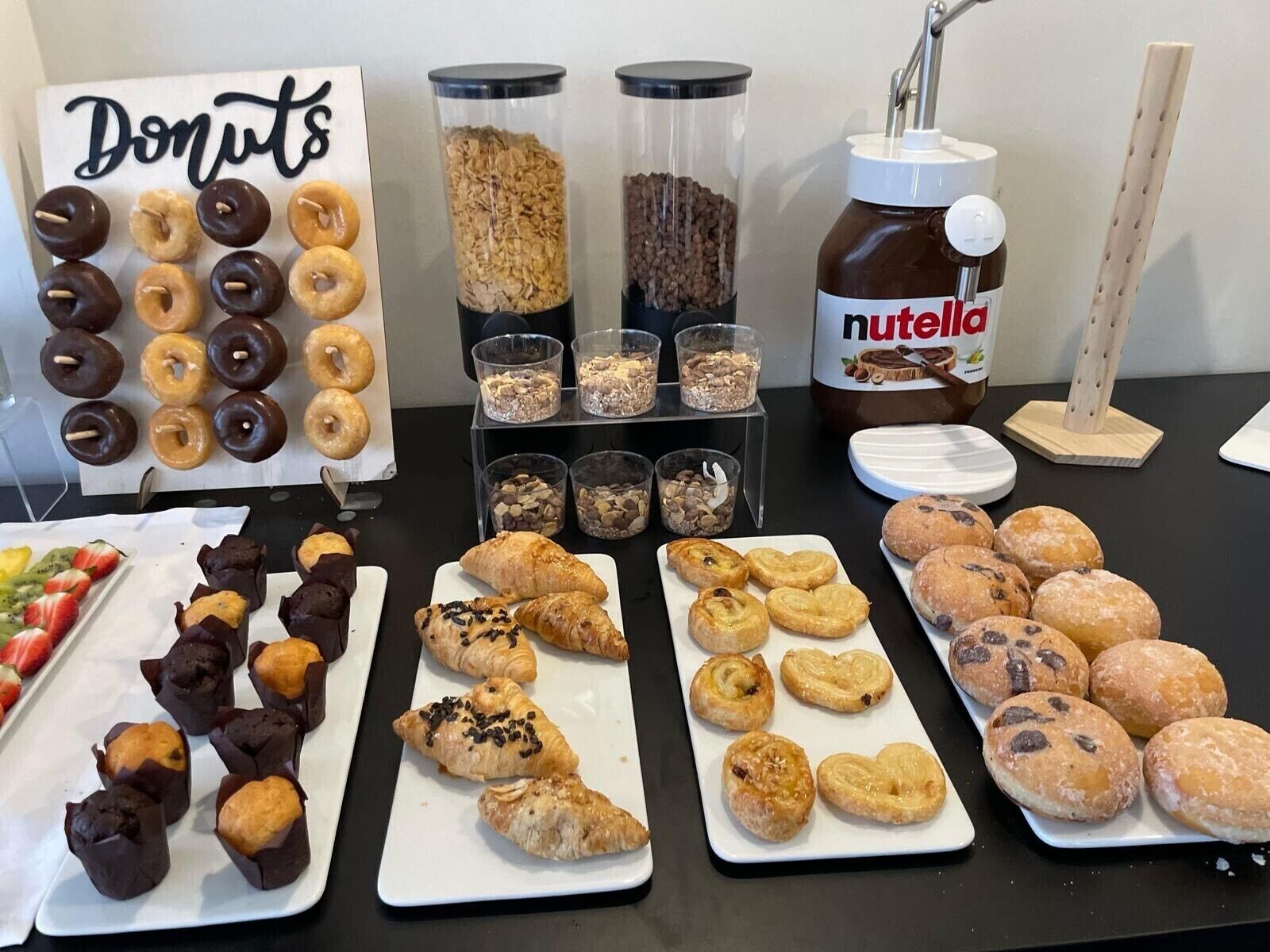 breakfast (eur 16 per person)