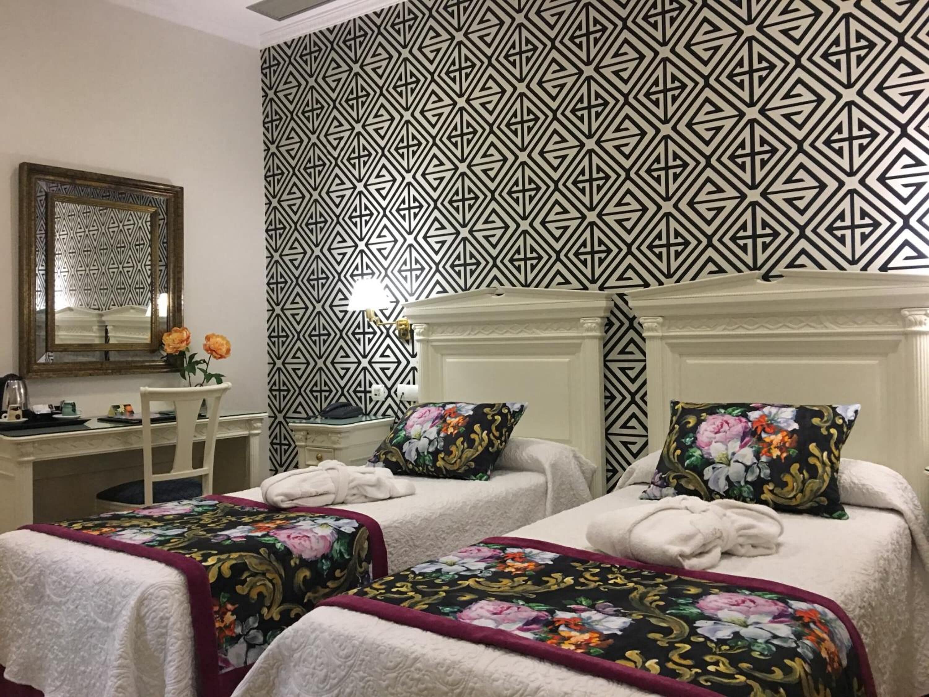 premium bedding, in-room safe, individually furnished, desk