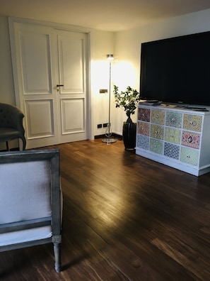 LED TV