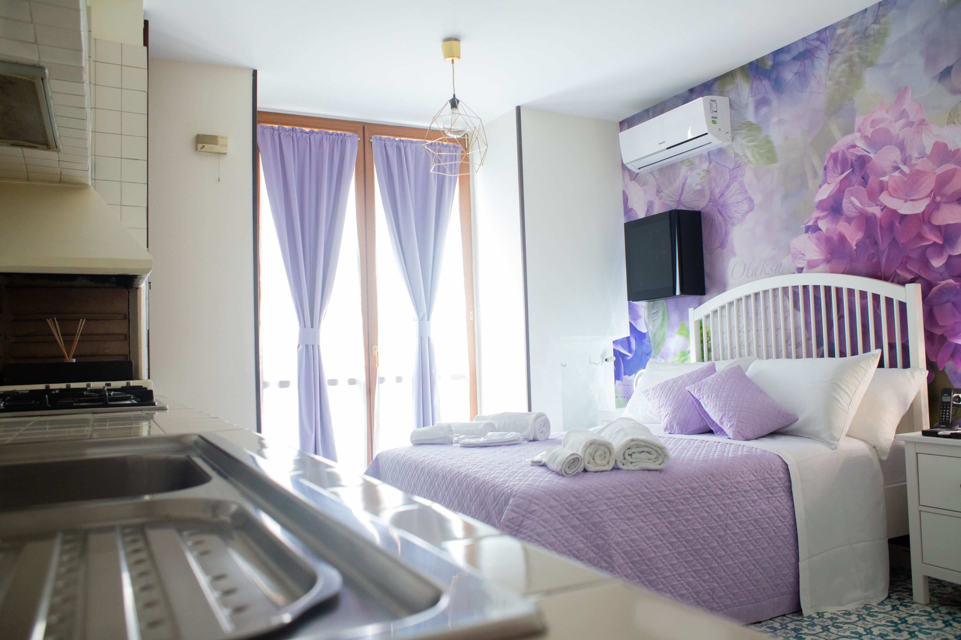 Photo - Bed Boutique Napoli Colors