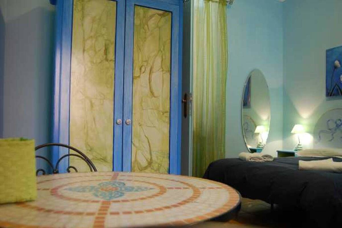 Standard Double Room, Ensuite | Living area