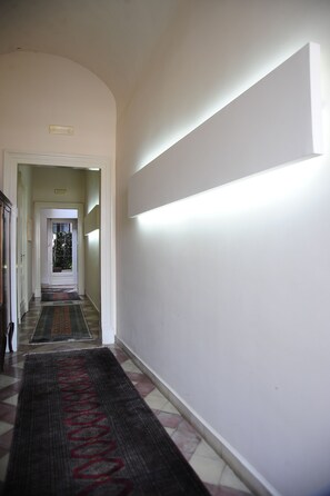 Lorong