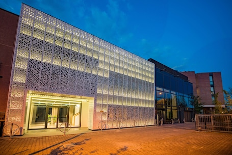 Centro de negocios. Continental Urban Art Hotel