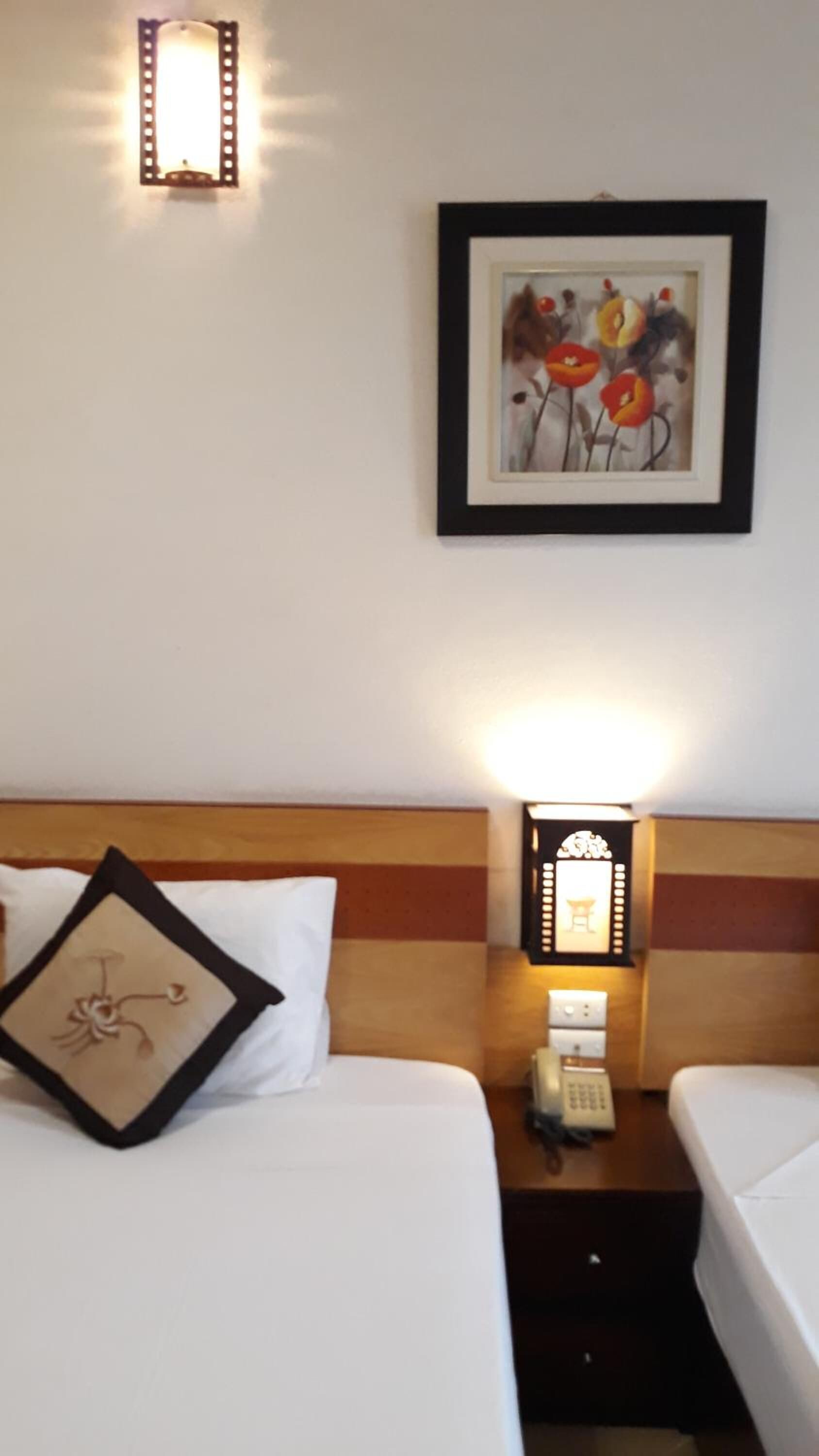 minibar, in-room safe, desk, blackout curtains