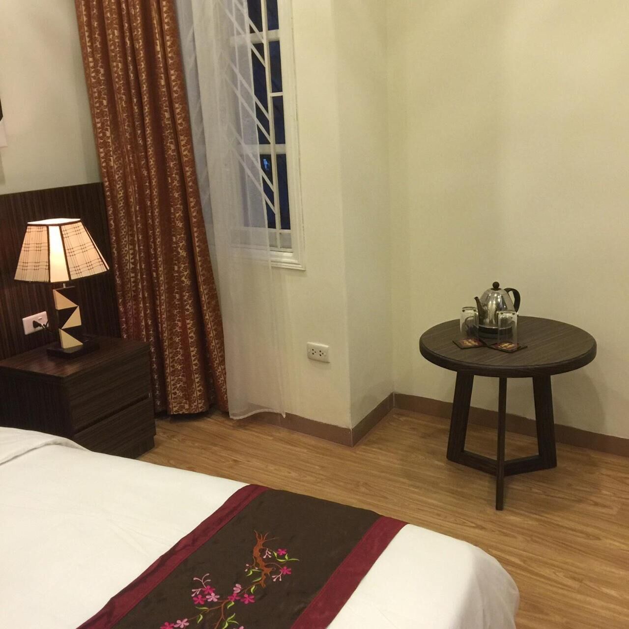 minibar, in-room safe, desk, blackout curtains