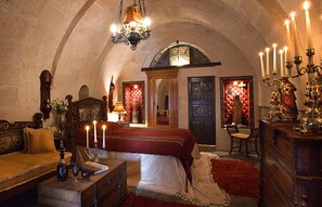 Premium bedding, down comforters, minibar, in-room safe