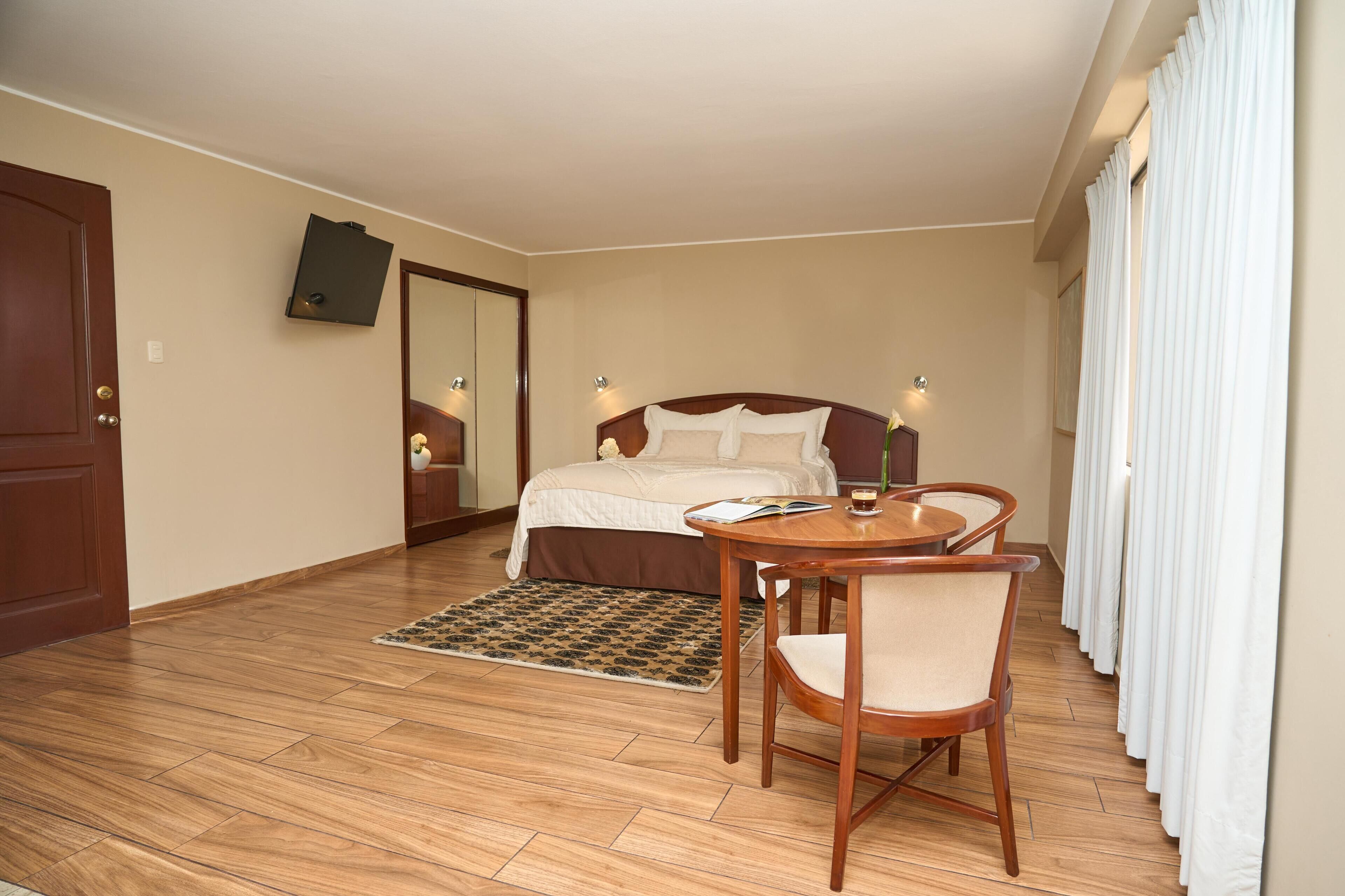 羽絨被、迷你吧、客房內保險箱、筆電工作空間