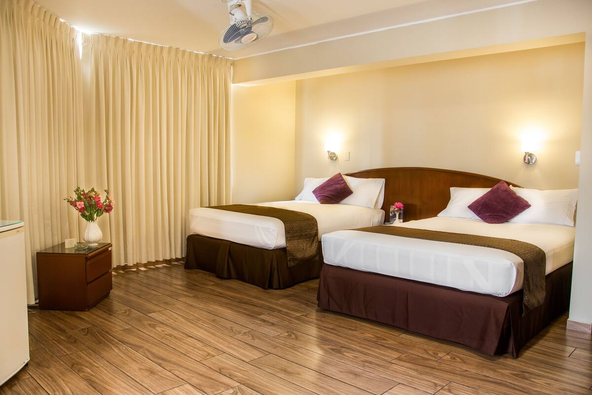 Doppia Junior | Copriletto in piuma, minibar, una cassaforte in camera