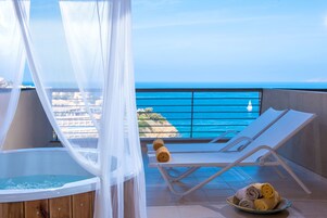 Executive Double Room, Sea View (Outdoor Jacuzzi) | Terrace/patio