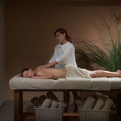 Body treatments, hydrotherapy, aromatherapy, hot stone massages