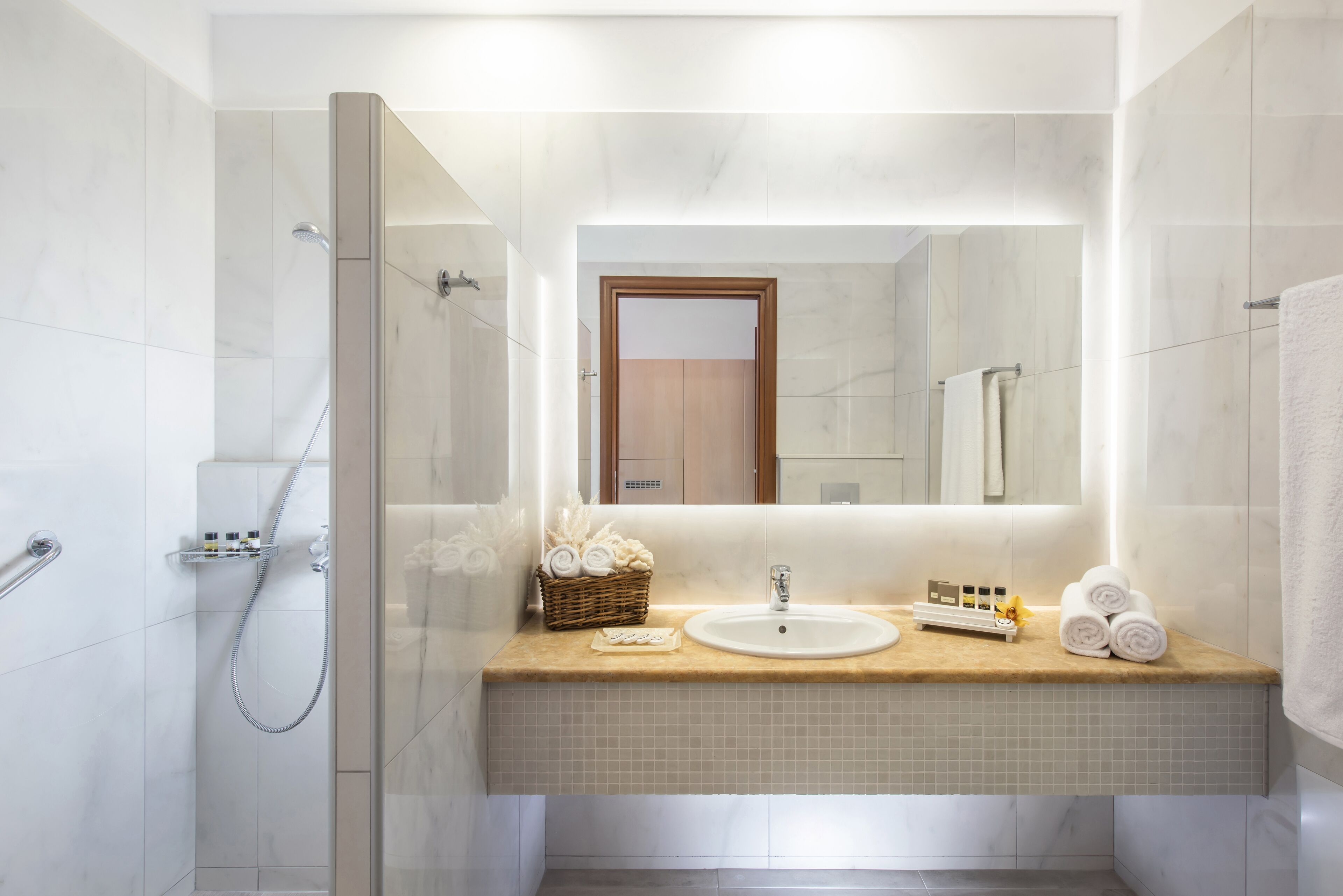 Photo - Blue Bay Resort Hotel