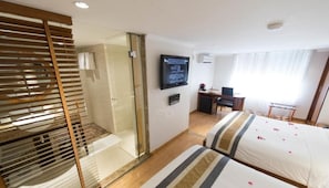 Premium bedding, pillow-top beds, minibar, in-room safe